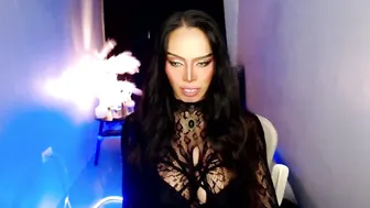 mikeyalawi03 recorded nude video 1050703