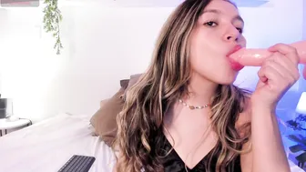 Avelia_dh video cam porn (06-29-2026)