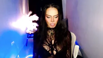 mikeyalawi03 recorded nude video 1050880