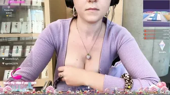 strawbrysugar lovense cam girl chat