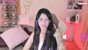mia_smoke_ new webcam