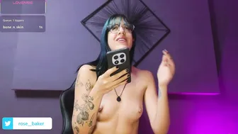 rose_baker_ show webcam video