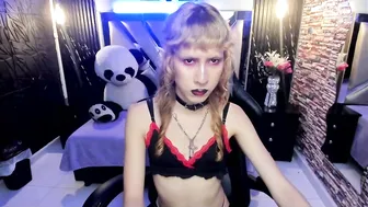 Vivienne_hadid webcam video 03-Jul-2026