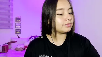 valeria_cherry 03-Jul-26 naked