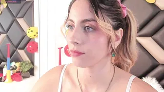 Adrianaharlow cam show live cam show