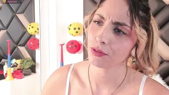 Adrianaharlow cam show live cam show