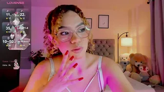 Ximena_sotto1 feet - (07/04/2026)