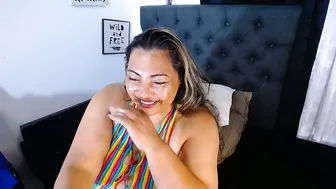 dihayara cam nude show