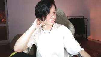 esajukyy hairy - 05-Jul-2026
