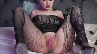biankaviper feet 06-Jul-2026
