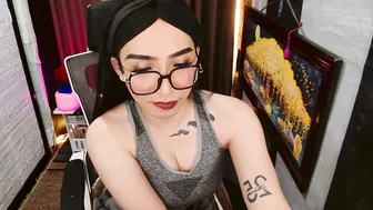Yassiered sissy video cam porn