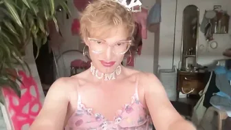 pinkfag femboy (07-08-2026)