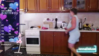 Jennadeluxe on webcam 08-Jul-26