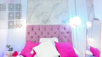 arianarougee recorded nude video 1060703