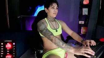 zhoestrong hot porn video (07-11-2026)
