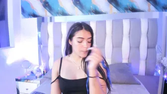 isadiazz nude 11-Jul-2026