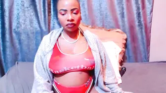 Preggynwild babe show
