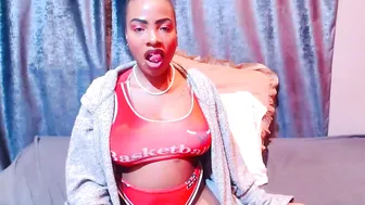 Preggynwild babe show