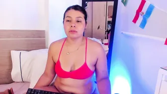Miadanielss bigass cam sex chat