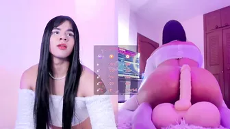 Lana_moont latina live cam video
