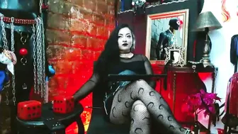 Ladylunatikka lovense - 13-Jul-26