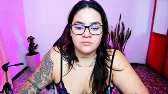 Shaaroonhillss1 nude chat 13-Jul-2026