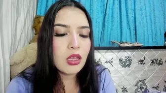 Mia_helll cam sex 14 July 2026