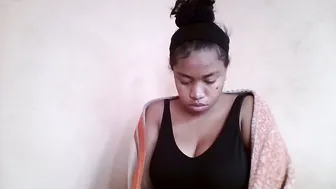 Nicelly01 posing on cam cam sex chat