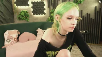 lizzofkiss 18 cam sex chat