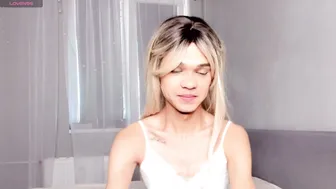 lizzydelrey recorded nude video 1065323