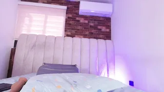 sofi_divine cam sex chat (07-17-2026)