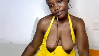 queenbest on live cam 07/17/2026