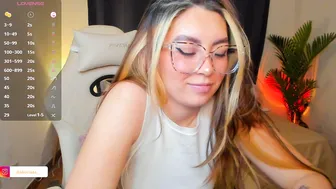 Dakottaa__ webcam video (07/18/2026)