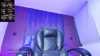 hottiesjuls show 19-Jul-2026