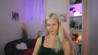 emilyswannn young porn cam video