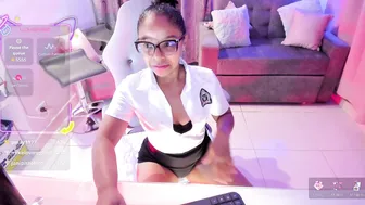 thais_dreams recorded nude video 1068925