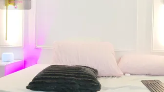 mia_rom porn sex 07-21-2026