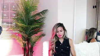 avrillcyrux amateur cam - 07/18/2025