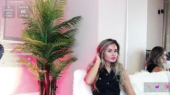 avrillcyrux amateur cam - 07/18/2025