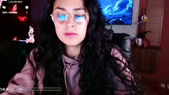 iris_colette on webcam 22-Jul-26