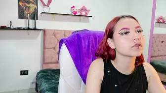 megamwhithee recorded nude video 1070211