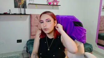 megamwhithee recorded nude video 1070243