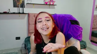 Megamwhithee young video chat porn