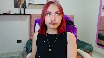 Megamwhithee young video chat porn