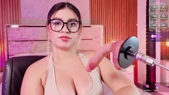 liahfontaine posing on webcam video cam porn