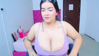 kriss_sweetboobs latina cam sex chat