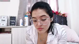 amabella_w live cam video (07/24/2026)