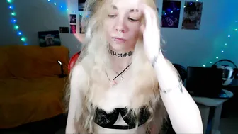 nica_kawaii young sex chat
