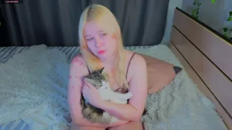 unburntkatniss recorded nude video 1072117