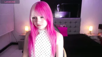 _charlotte_collins_ cam girl - 07/26/2026